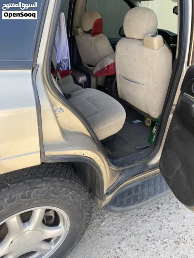 GMC Envoy Denali 4