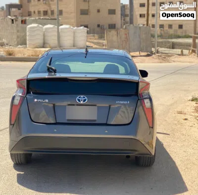 Toyota Prius Prius 4