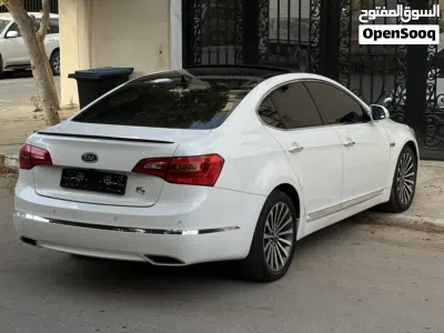 Kia Cadenza Premium 3
