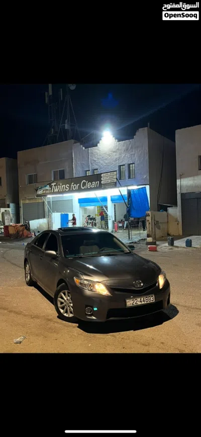 Toyota Camry Standard 4