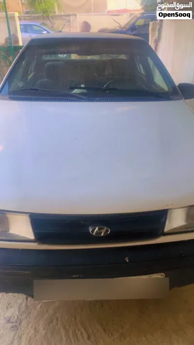 Hyundai Excel 2