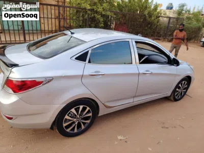 Hyundai Accent Limited 2