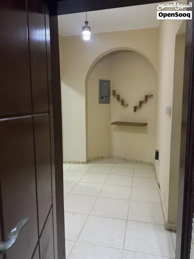 شقة في الطريف جنب الجزيرة هايبركت 3