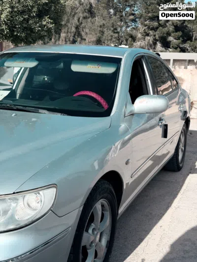 Hyundai Azera GL 2
