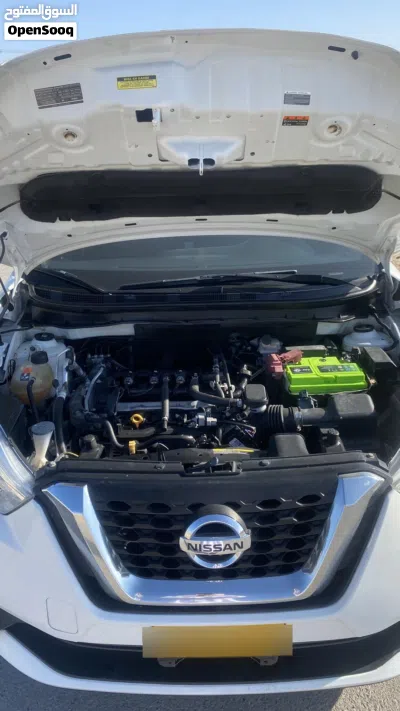 Nissan Kicks S 4