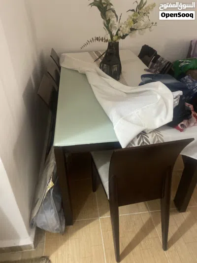 طاوله سفره ثمن مقاعد خشب وقزاز من اي كيا طاوله فخمه وبحاله الوكاله 3