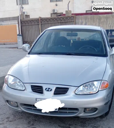Hyundai Avante Standard 2