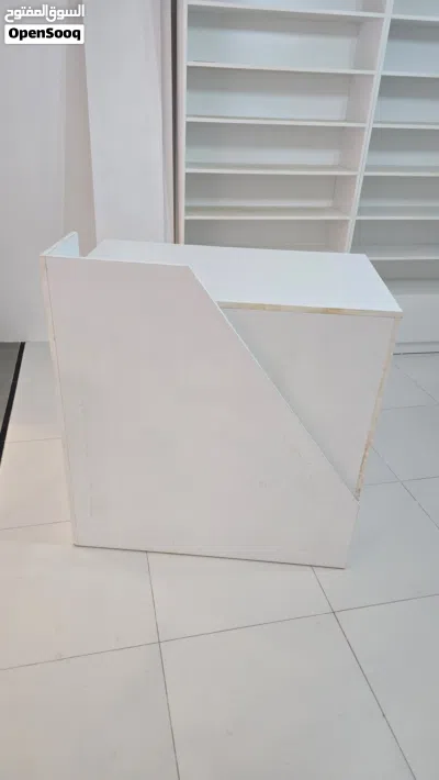 2 دواليب و كاونتر للبيع جدد كما موضح امامك 3