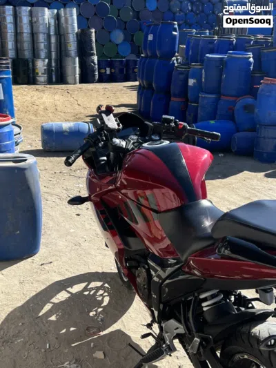Suzuki Gixxer 4