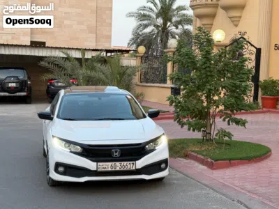 Honda Civic Standard 2