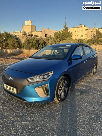 هيونداي ايونيك Standard 4