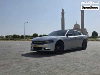 Dodge Charger SE 3