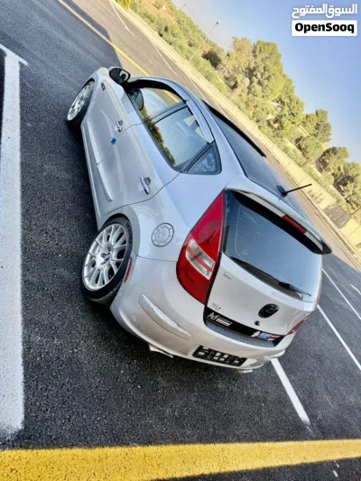 هيونداي i30 GL 4