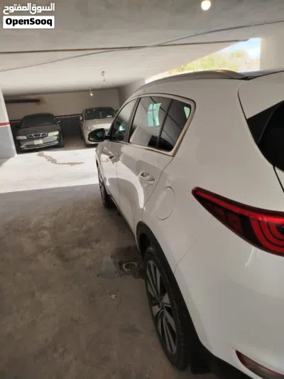 Kia Sportage Sportage X-Pro 4