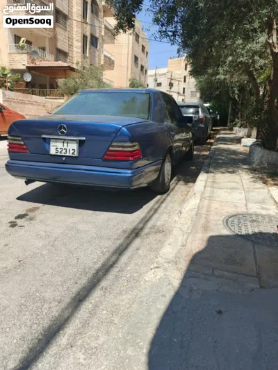 Mercedes Benz E-Class E 250 2