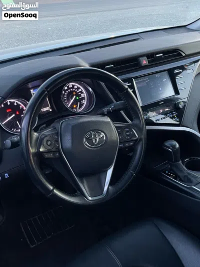 Toyota Camry SE 4