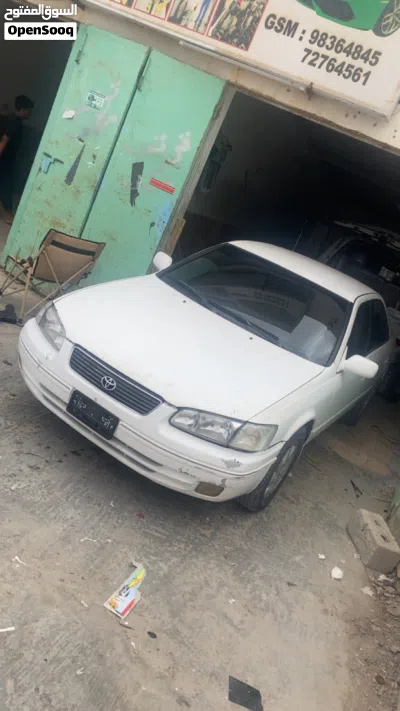 Toyota Camry LE 3