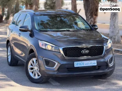 Kia Sorento EX 4