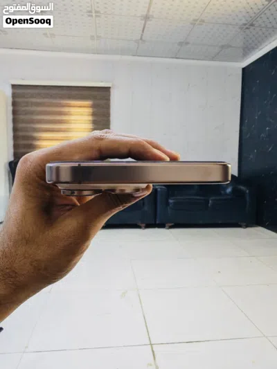 ايفون 16 برو ماكس ذاكرة 256 ذهبي شرق اوسط 3