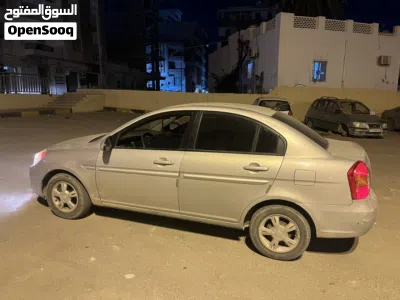 هيونداي اكسنت Standard 4