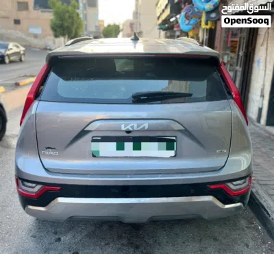 Kia Niro EX 4