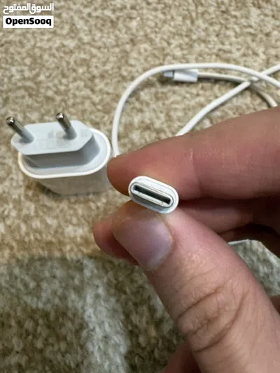 شاحن type c اصلي من ابل وراس شاحن 20w من ابل 2