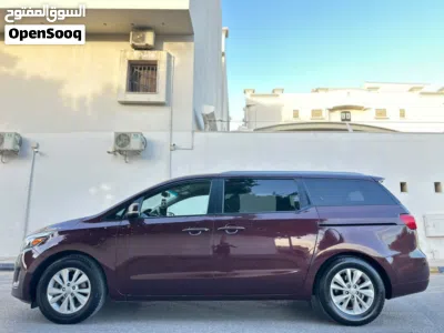 Kia Sedona LX 2