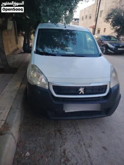 Peugeot Partner Van Long Body 3