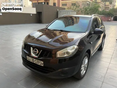 Nissan Qashqai LE 2