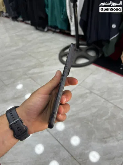 HONOR 90 جهاز القوي جدا واداء جبار الجهاز فحص كامل لاكن مكسور الباك وضع الجهاز 99٪ بيجي رام 12+7 3