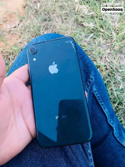 ايفون XR هاتف مش مغير شي مساوم 900 هاتف ربي يبارك ولا غلطه 2