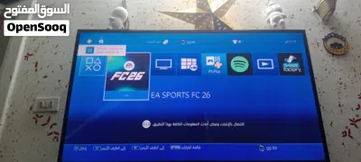 بلاي ستيشن 4 للبيع نظيف ولا عليه اشي 2