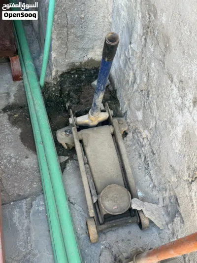 جك مال رفع سياره يرادلهن تصليح العدد 2 السعر 25 للواحد يعني ثنينهن ب50 تكدر حته تستفاد بيهن اقره تحت 4