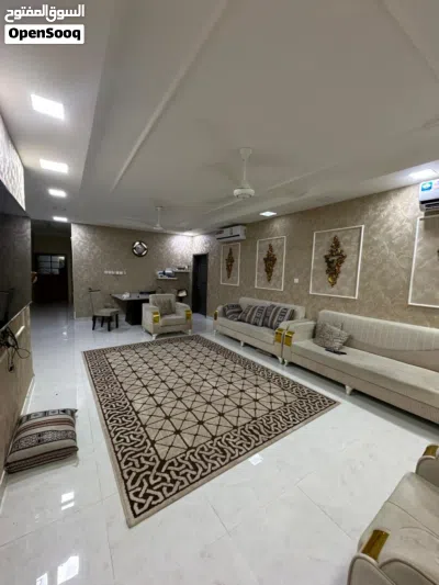 فيلا للايجار في الموالح الجنوبية / Villa for rent in Al Mawaleh south 4