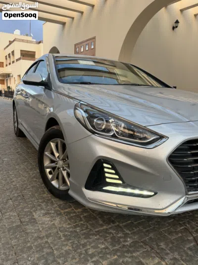 Hyundai Sonata Blue 2