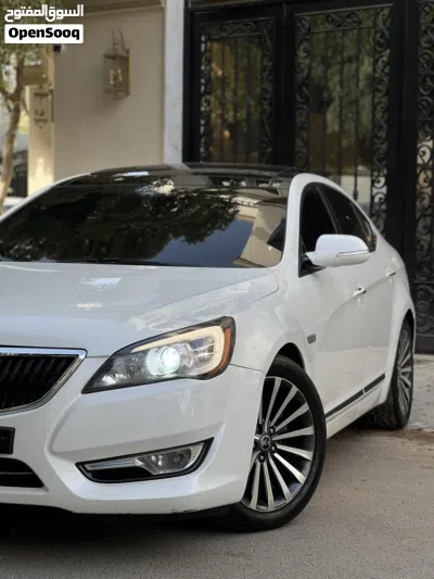 Kia Cadenza Premium 2