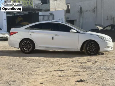 هيونداي سوناتا GL Plus 4