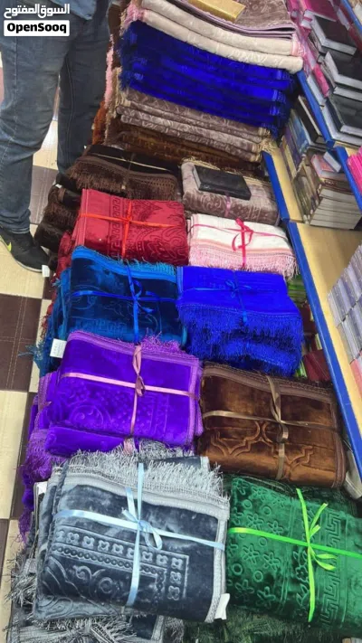 سجاد صلاة مخمل فاخر بأسعار خاصة للتوزيعات الخيرية 4