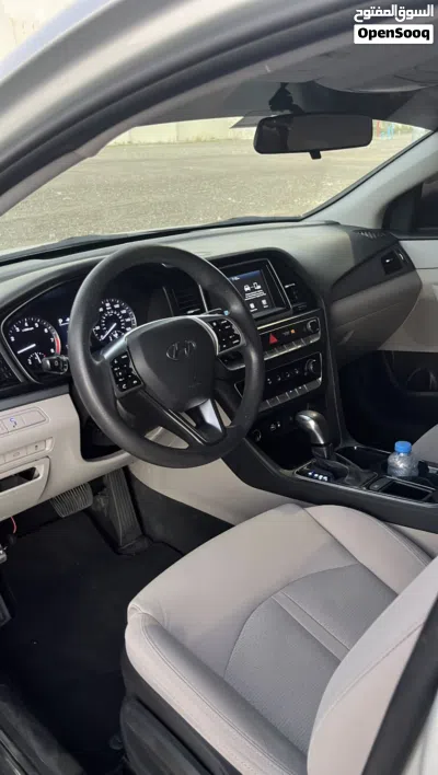 Hyundai Sonata Standard 3