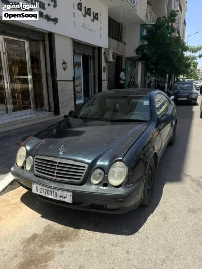 مرسيدس بنز الفئة-CLK CLK 200 4