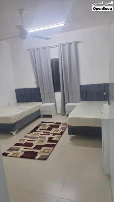 شقه غرفتين ومجلس ومطبخ وحمامين الخوير خلف بنك مسقط 3