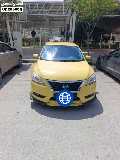 Nissan Sentra GXE 3