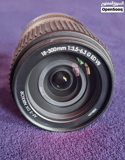 NIKKOR AF-S DX 18-300mm 1:3.5-6.3 G ED VR lens 2