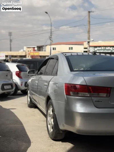 Hyundai Sonata Limited 3