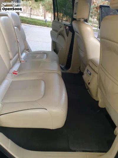 إنفينيتي QX80 Luxe 2