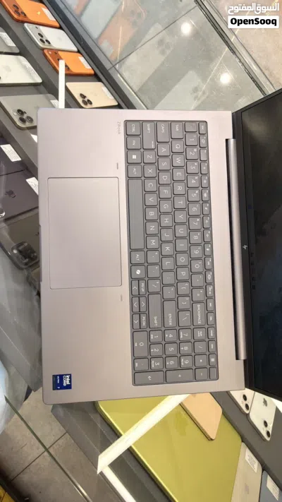 HP LAPTOP ZBOOK Workstation 16 ram 512 gb 2