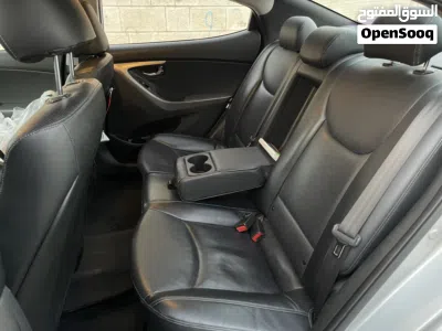 Hyundai Avante Limited 4