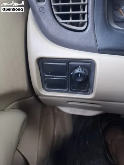 نيسان صني Standard 3