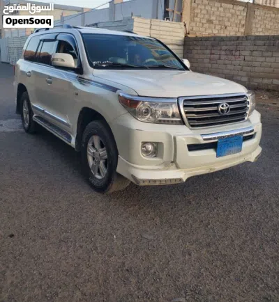 تويوتا لاند كروزر VX 3