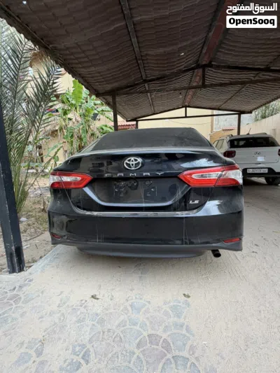 Toyota Camry LE 3